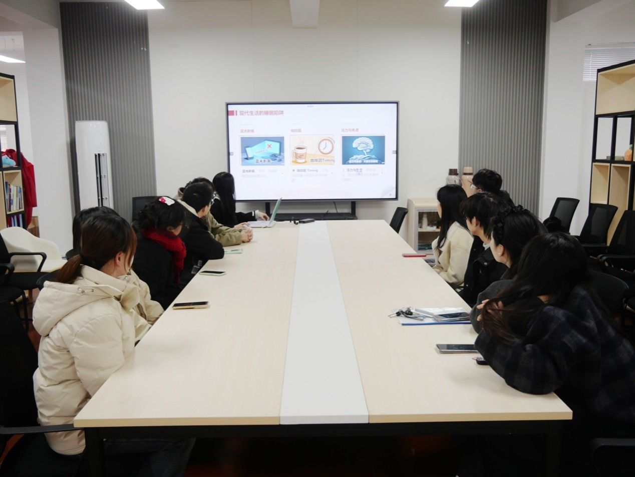 williamhill威廉希尔官网研究生会举办研趣课堂系列活动