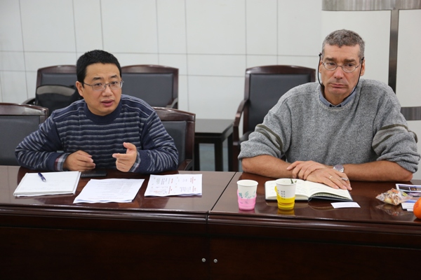 澳大利亚James Cook大学地球与环境科学学院院长来威廉希尔官网洽谈合作事宜